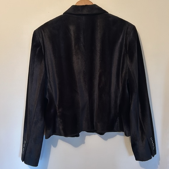 Harve Benard Women’s Velveteen Black Jacket Size 14 Winter Formal Jacket - Picture 3 of 11